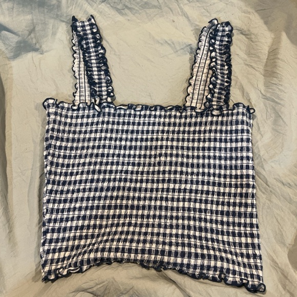 Arizona cropped tank tops worn a few times still in great condition - Picture 3 of 3